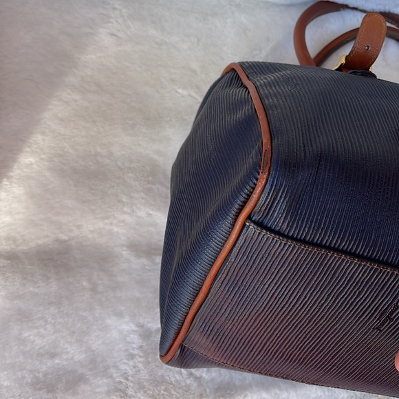 GUC, auth SALVATORE  FERRAGAMO NAVY BLUE VINTAGE BAG, made in Italy - Picture 13 of 16